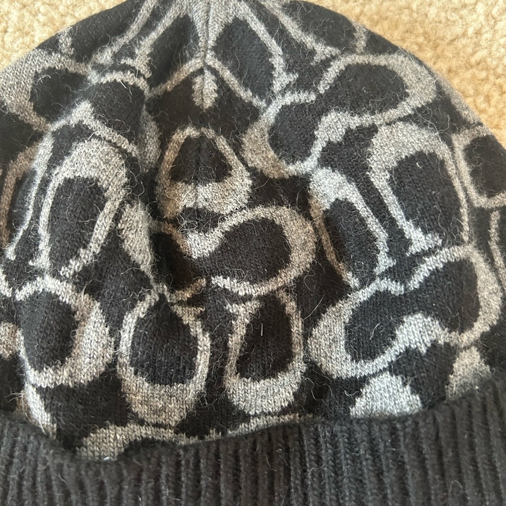 Coach Hat - Picture 2 of 3